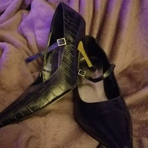 Isaac Mizrahi Pattened Leathered Mary Janes